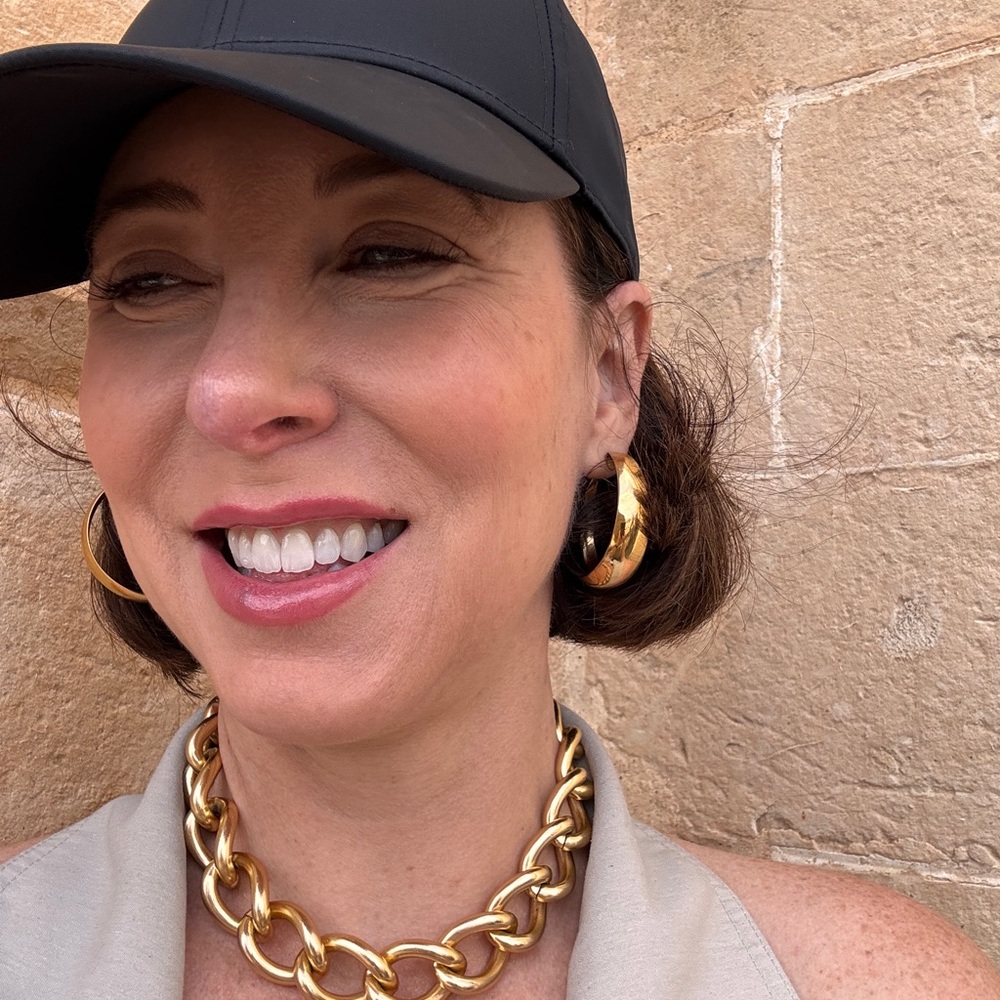 Meet your Posher, Laura